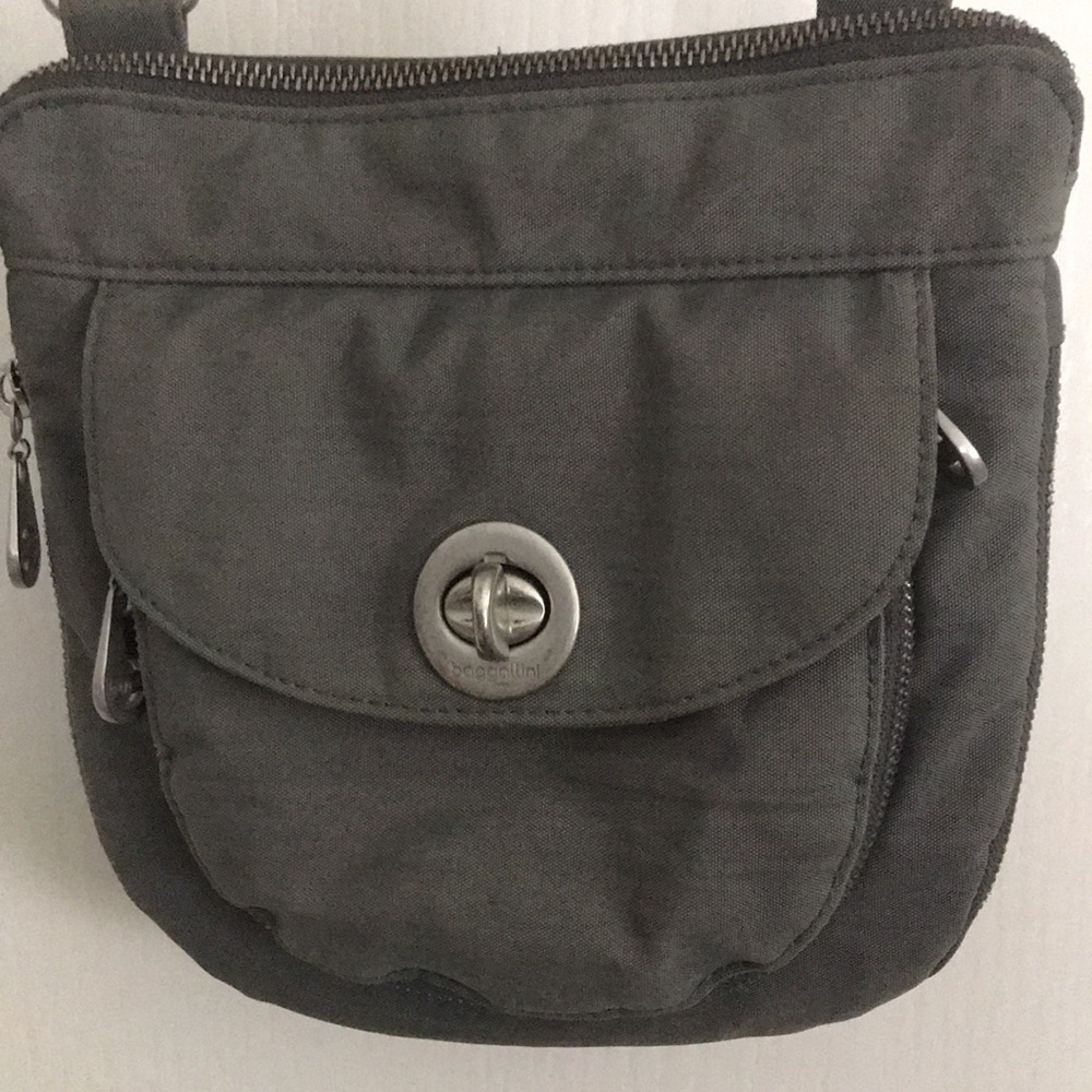 Baggallini bag - Picture 3 of 9